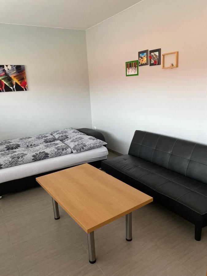 Apartman Hustopeče 外观 照片